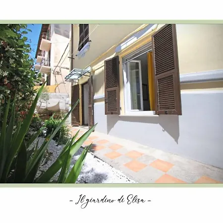 Apartman Elisa's Garden *